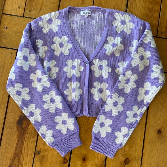 Birdies Sweaters - 8 Birdies cropped Cardigan size small lilac with cream flowers